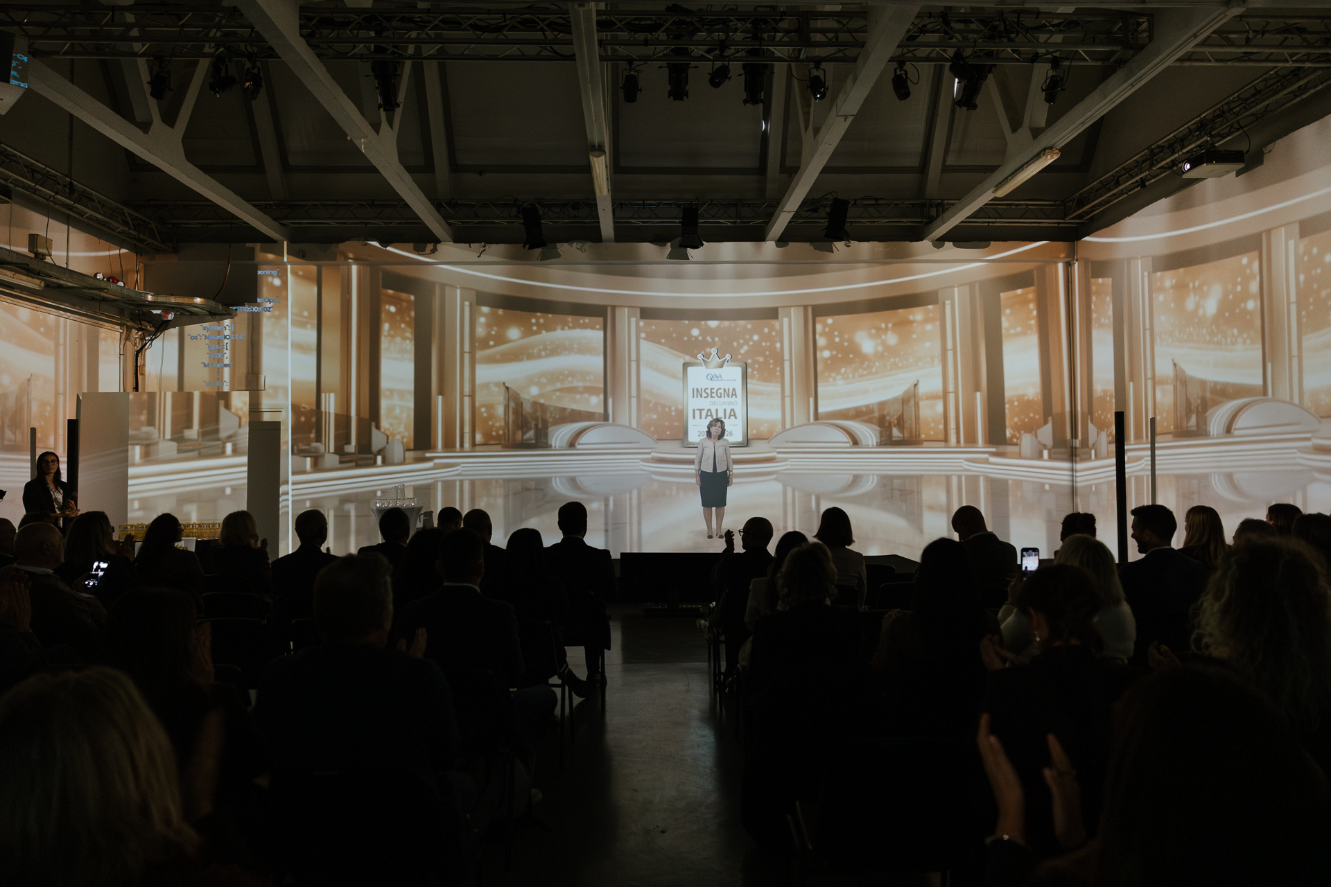 INSEGNA 2025-112.jpg